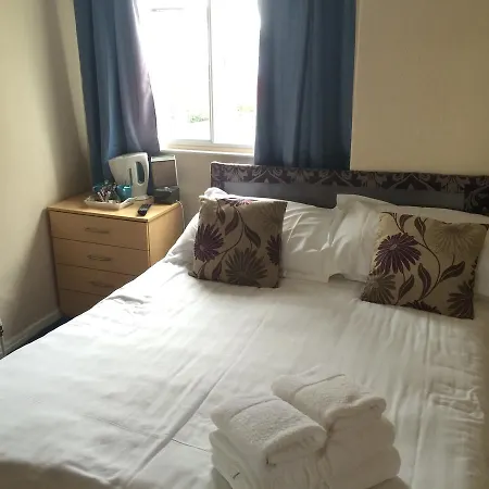 The White Rose Hotel 3*