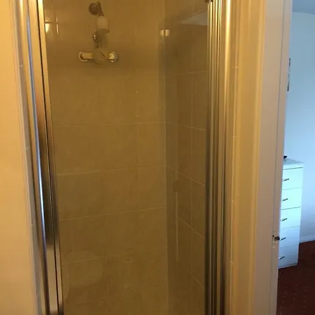 Hotel The White Rose 3*