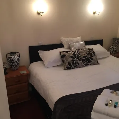 Hotel The White Rose 3*