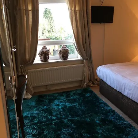 Hotel The White Rose